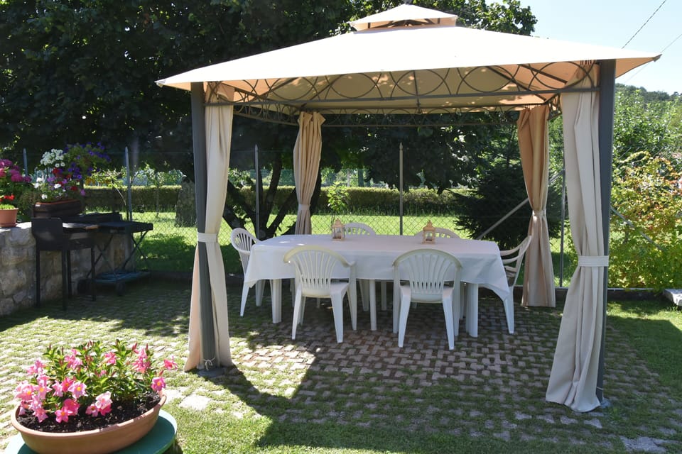 BBQ/picnic area