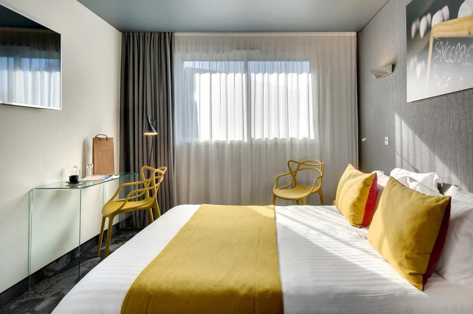 In-room safe, desk, blackout drapes, soundproofing