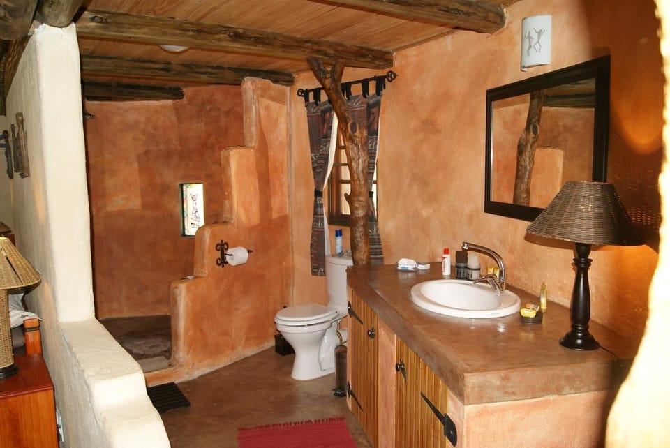 Luxury Villa, 3 Bedrooms | Bathroom amenities | Free toiletries, hair dryer (on request), towels, soap