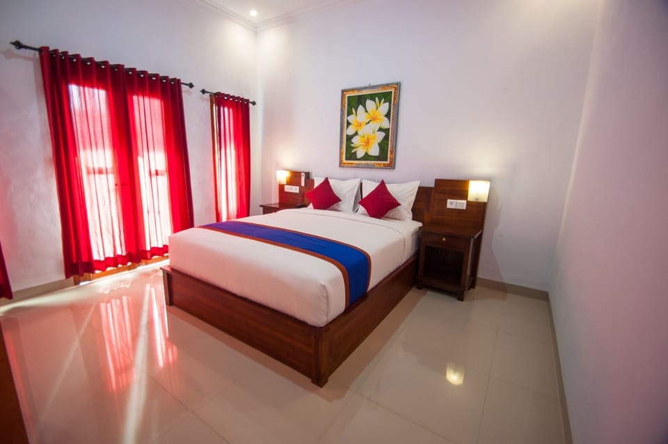 Standard Double Room, 1 Queen Bed, Pool View | Desk, soundproofing, free WiFi, bed sheets