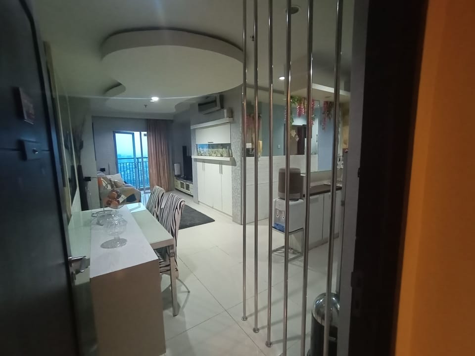 Family Apartment, 3 Bedrooms, Patio | In-room dining