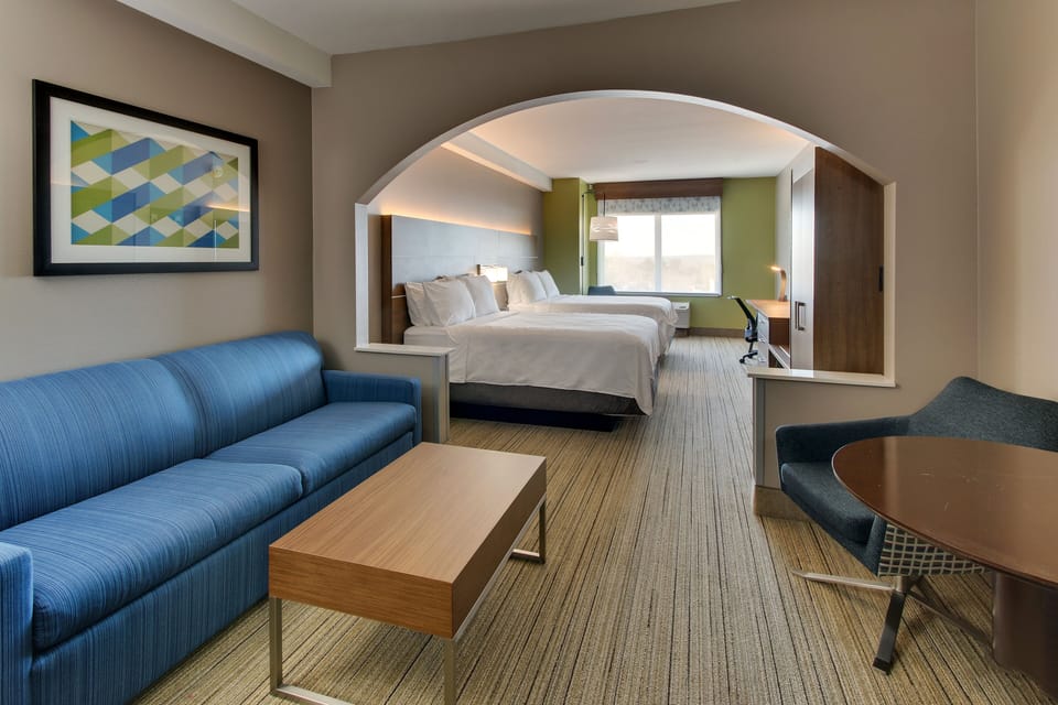 In-room safe, desk, iron/ironing board, free cribs/infant beds