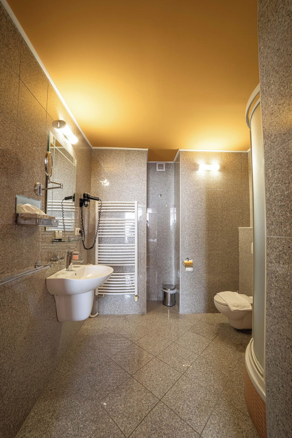 Shower, free toiletries, hair dryer, towels