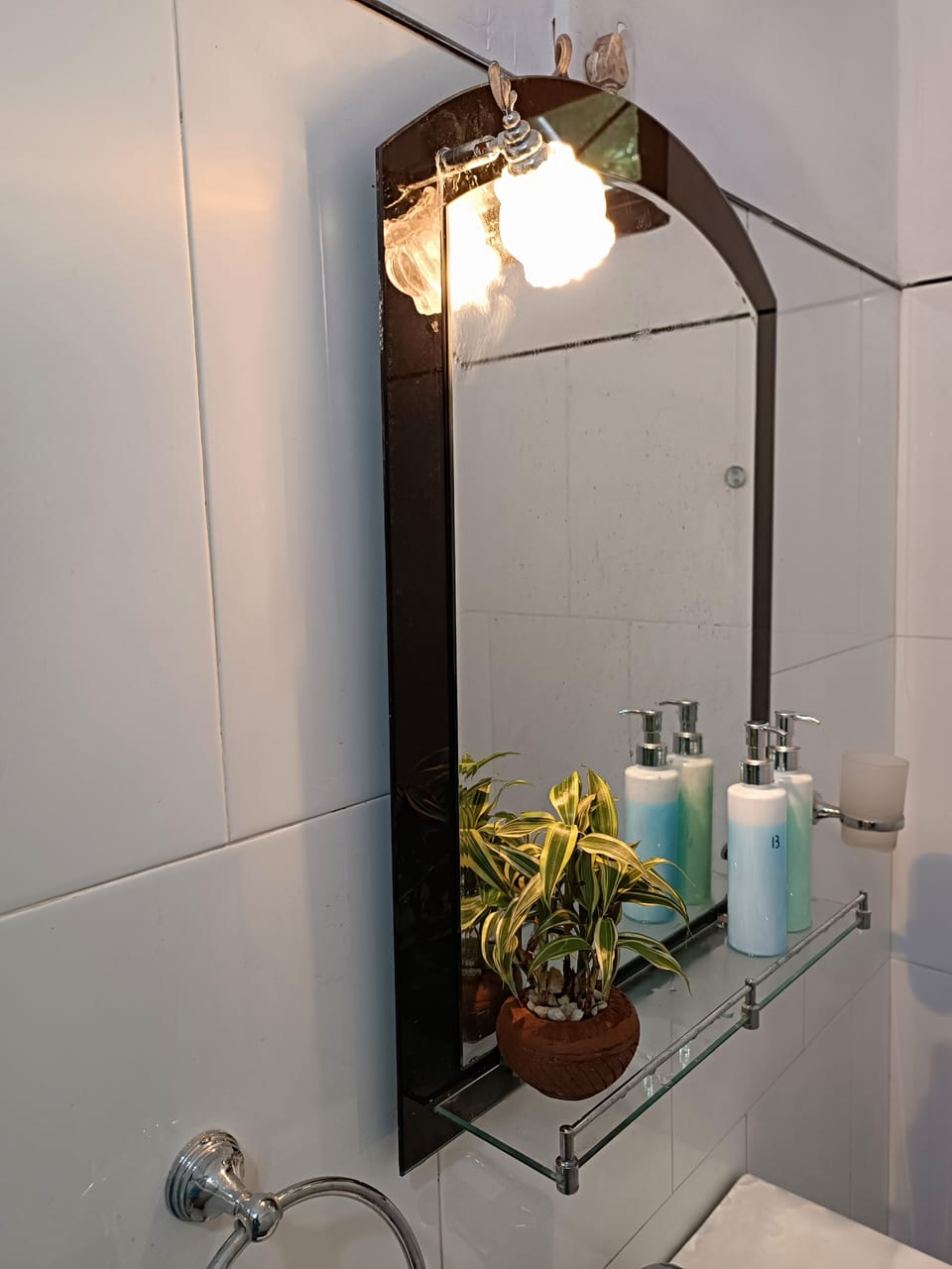 Comfort Suite, Balcony, Mountain View | Bathroom | Shower, free toiletries, hair dryer, bidet