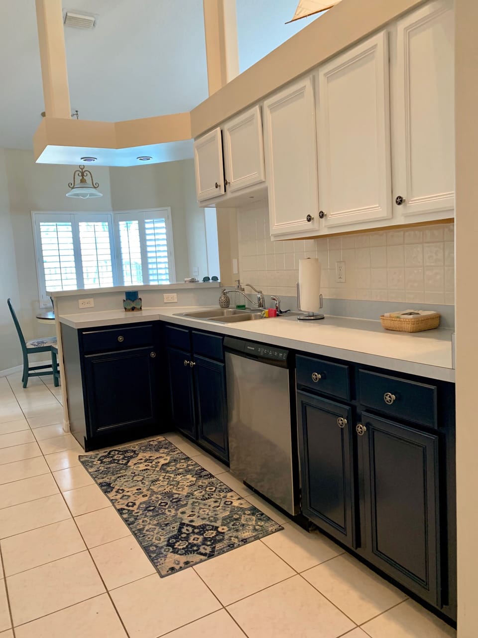 Bright Kitchen