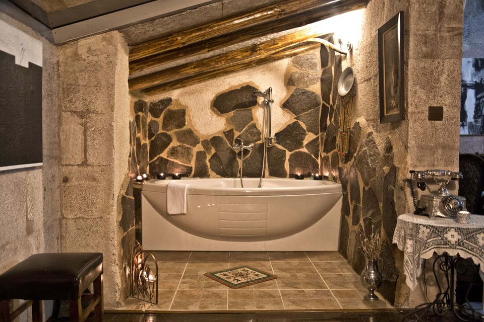 Cam Panoramic Oda | Bathroom | Separate tub and shower, jetted tub, hydromassage showerhead