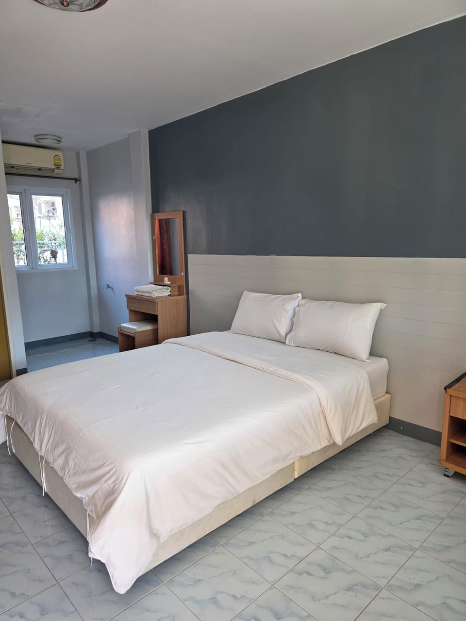 Standard Double Room | Free WiFi