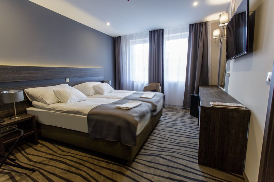 Superior Room | Premium bedding, pillowtop beds, minibar, in-room safe