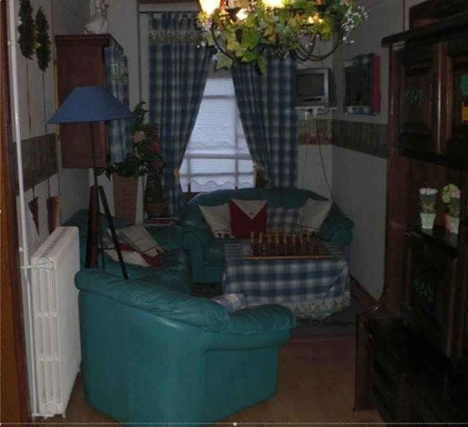 Quadruple Room | Individually decorated, individually furnished, blackout drapes