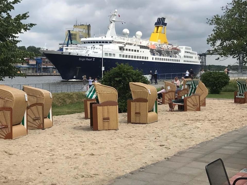 Kanal-Haus "Das Gästehaus direkt am Nord-Ostsee-Kanal" Hotel in Schleswig-Holstein