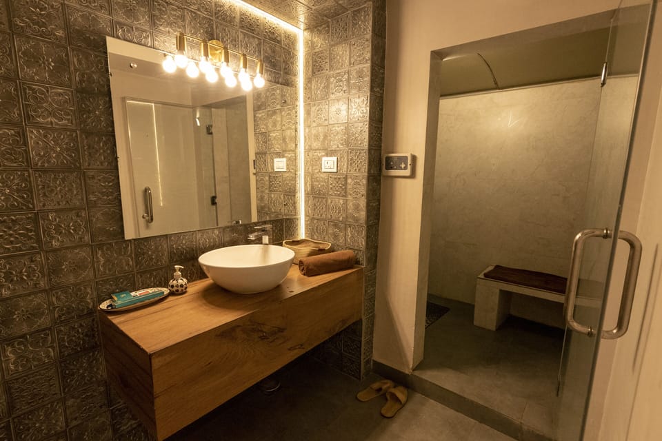 Body treatments, body wraps, body scrubs, facials, Ayurvedic treatments