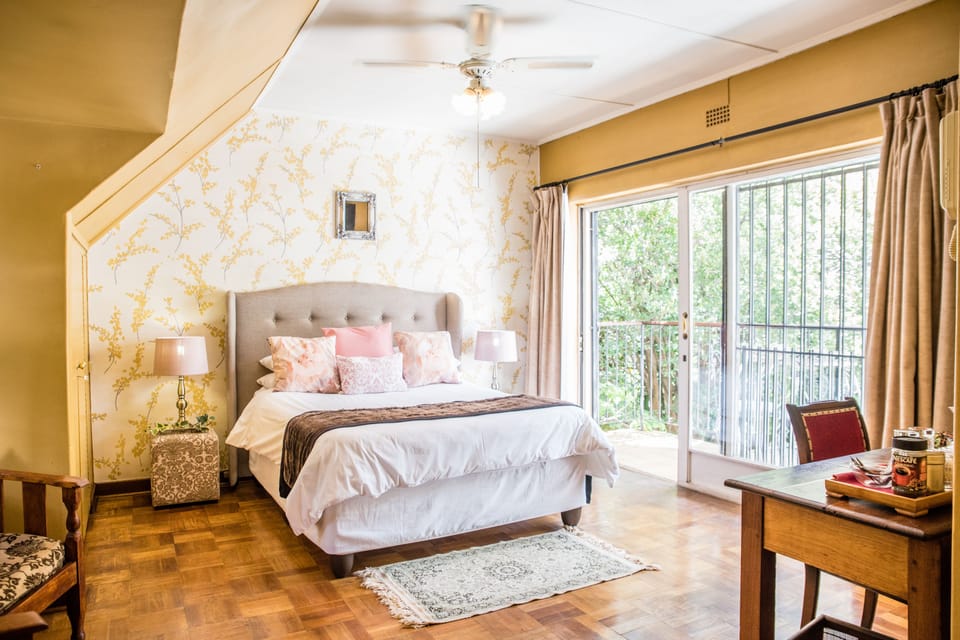Double Room, ensuite Shower Room 8 | In-room safe, individually decorated, individually furnished, free WiFi
