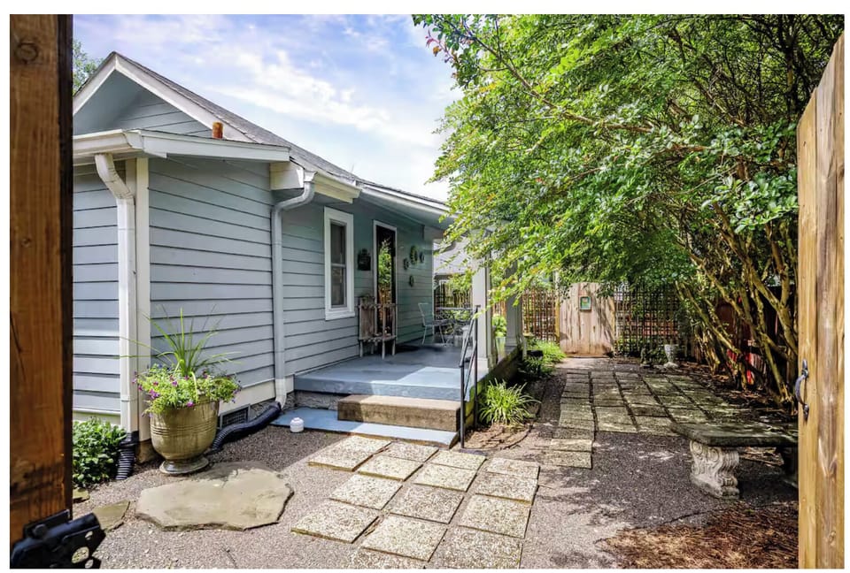 Entrance to Cottage from Gate