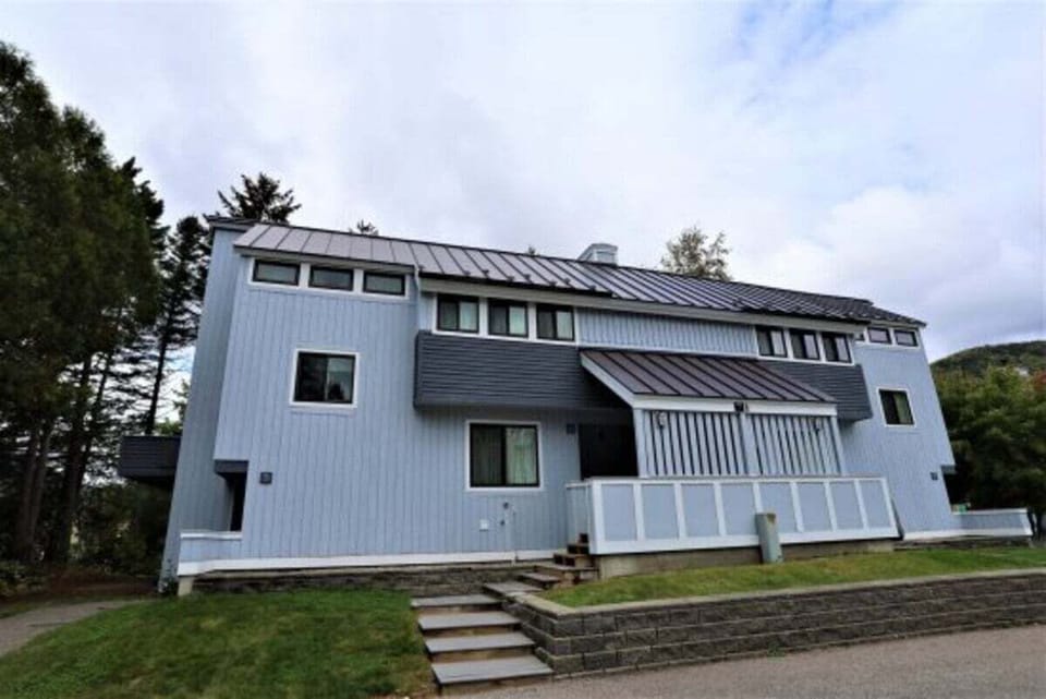 Sunnyside Condo in Waterville Valley Ski Resort