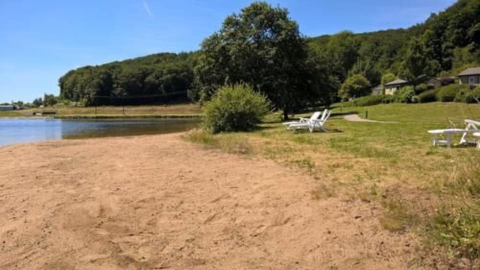 Le Hameau des Lacs Campground/ 
RV Resort in Occitanie