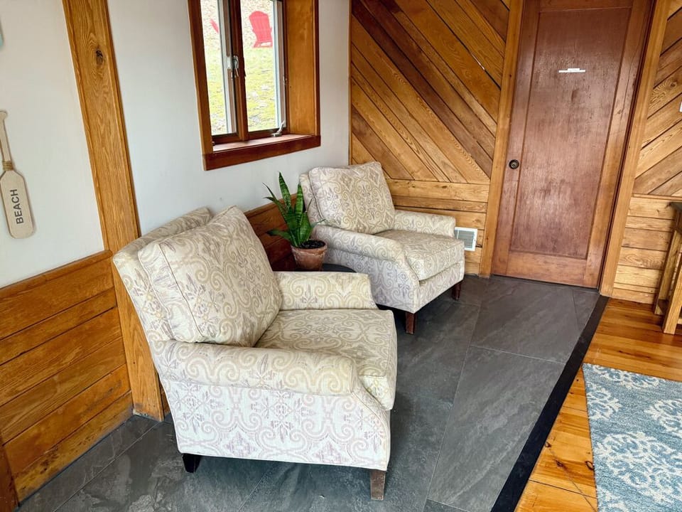 Lower Level TV and reading area