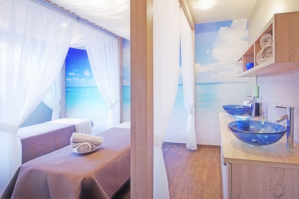 Sauna, steam room, body treatments, hot stone massages, Swedish massages