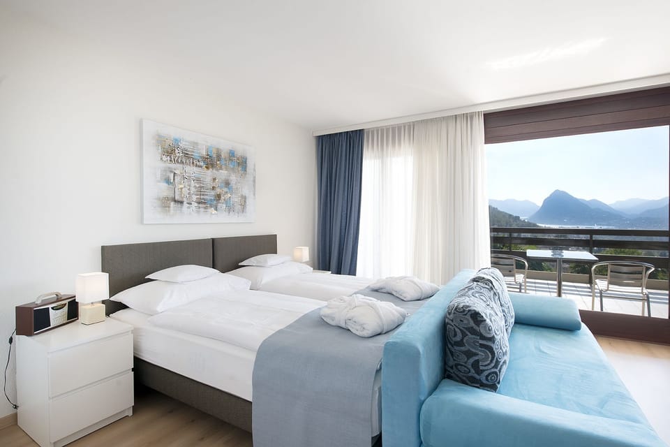 Comfort Studio, Lakeside | Premium bedding, down comforters, individually furnished