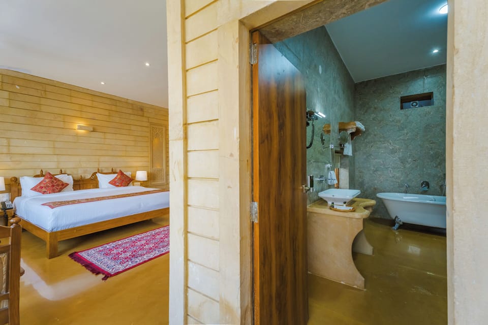 Maharaja Suite, 2 Bedroom, 2 private bathrooms with 1 bathtub | Bathroom | Shower, rainfall showerhead, free toiletries, hair dryer