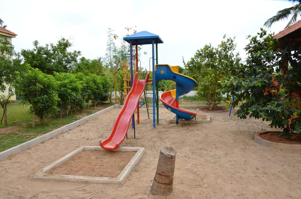 Mermaid Resort Kelambakkam Hotel in Tamil Nadu