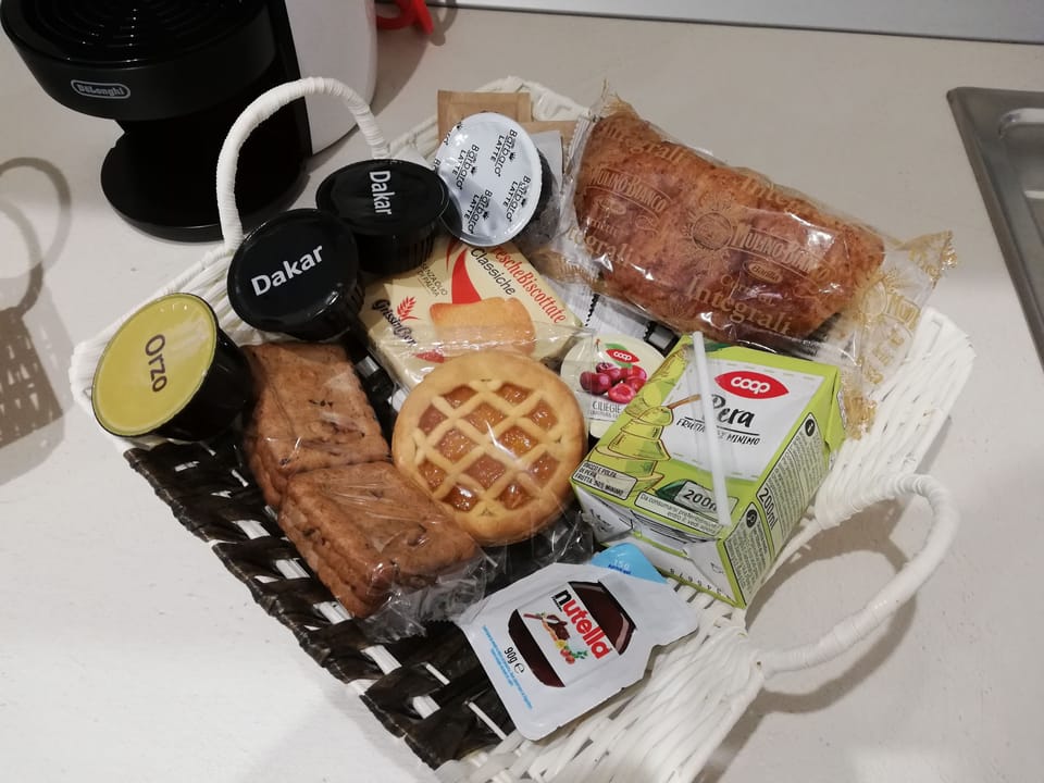 Free daily on-the-go breakfast