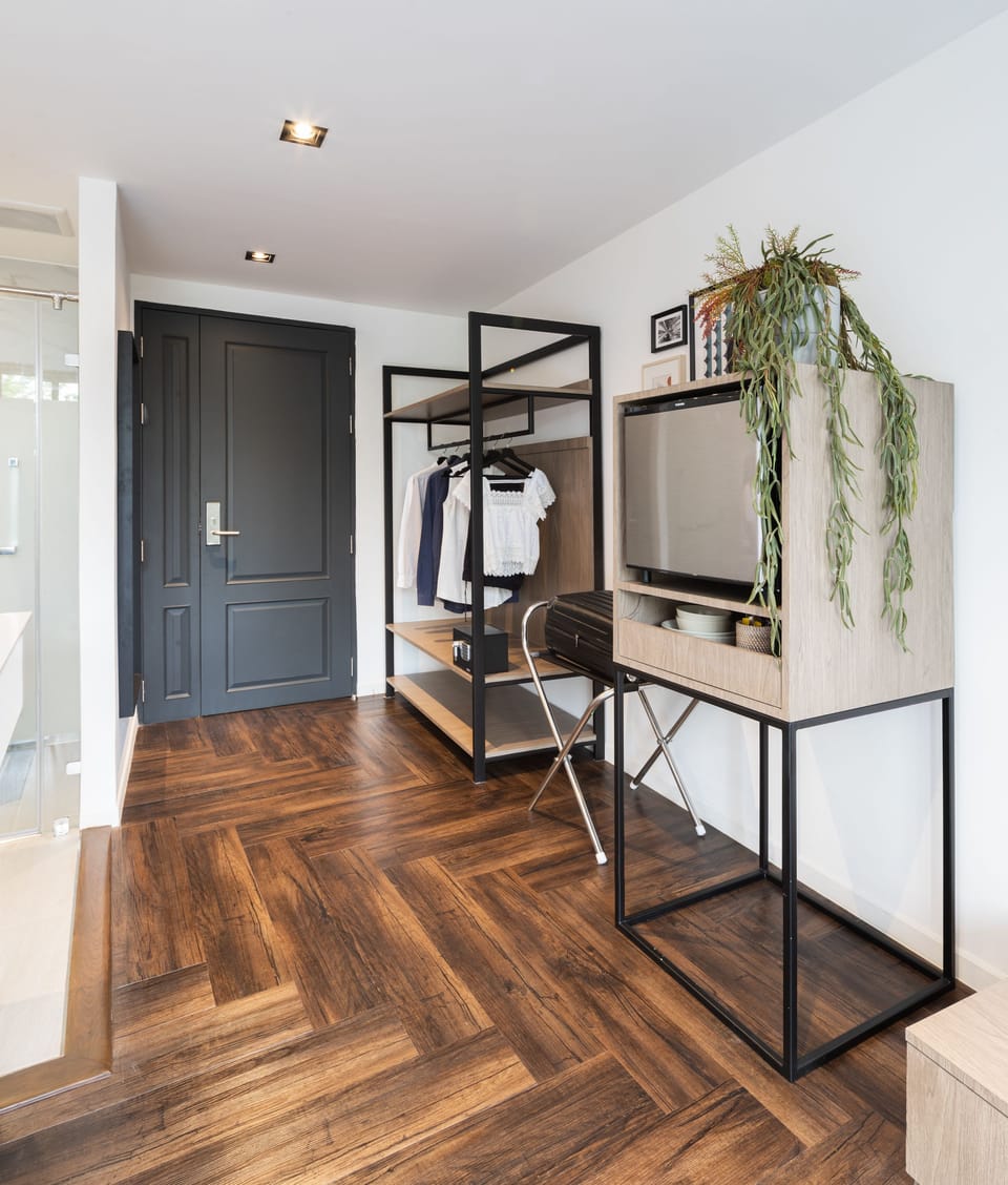 Private Room with Partially Open Bathroom | In-room safe, iron/ironing board, free WiFi, bed sheets