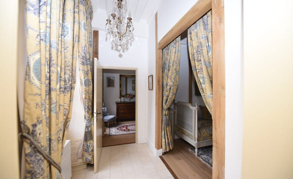 Suite | Room amenity