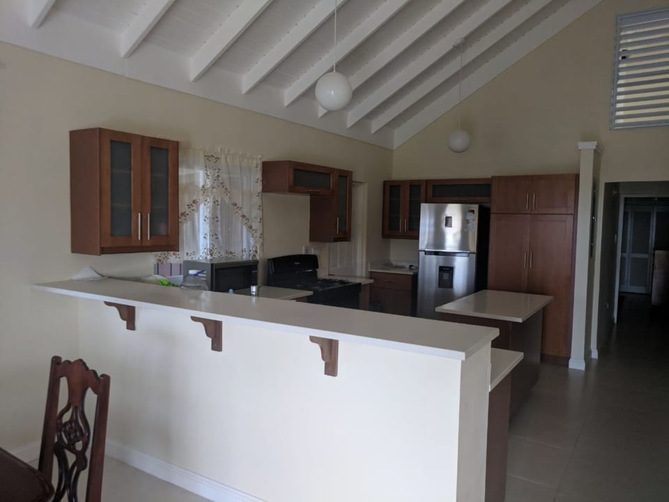 Family Villa, 3 Bedrooms, Garden View | Private kitchen | Coffee/tea maker, full-size fridge, microwave, oven