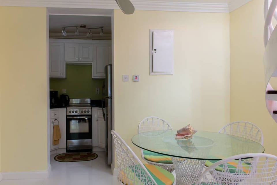 Family Villa, Beach View | Private kitchen | Coffee/tea maker, full-size fridge, microwave, oven