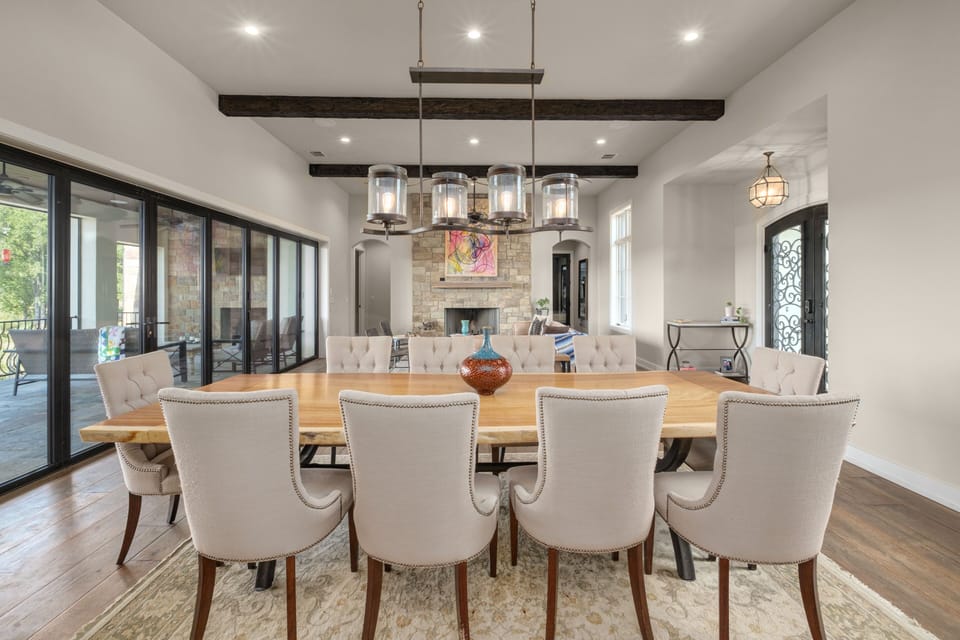 Formal to casual dining at this table.