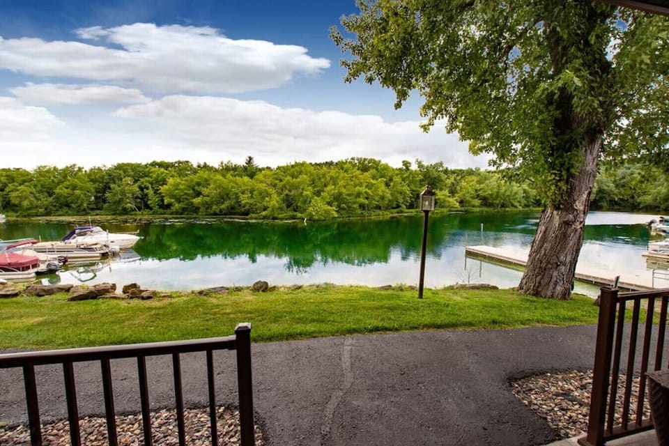 Waterfront Condo | Amazing Views