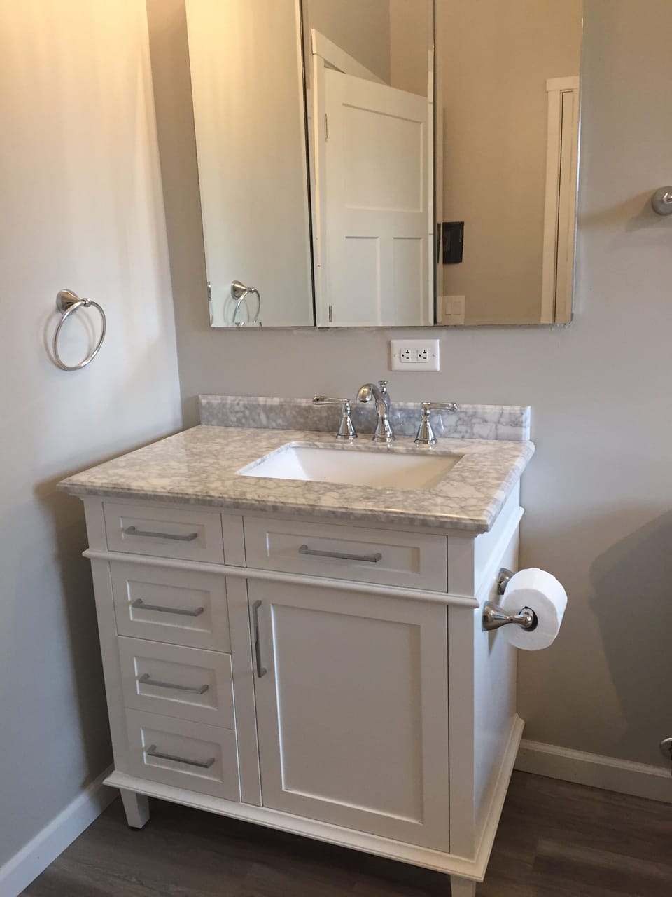 master bath with medicine cabinet
