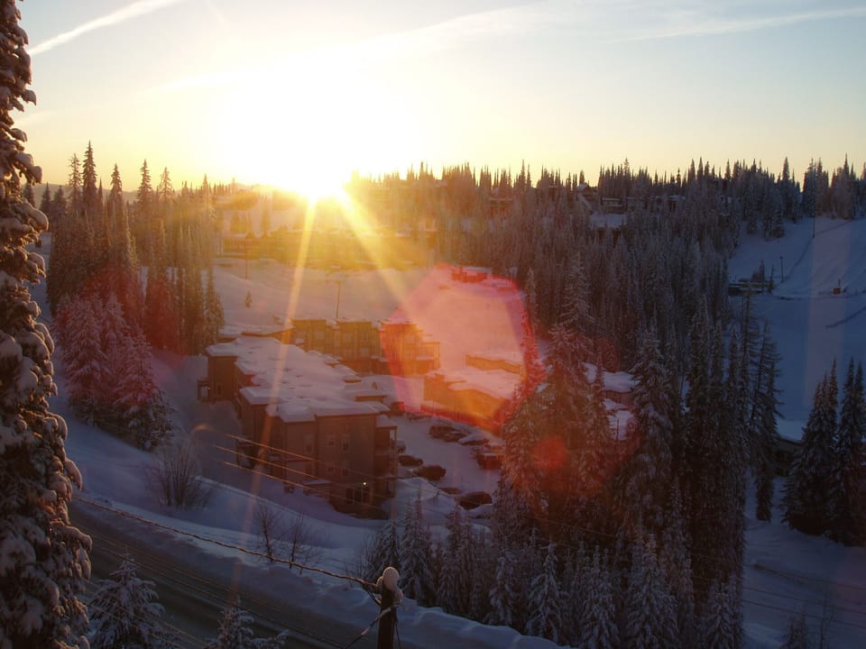 Take in the Sunrise with a cuppa!! It's going to be a great day at Silver Star.