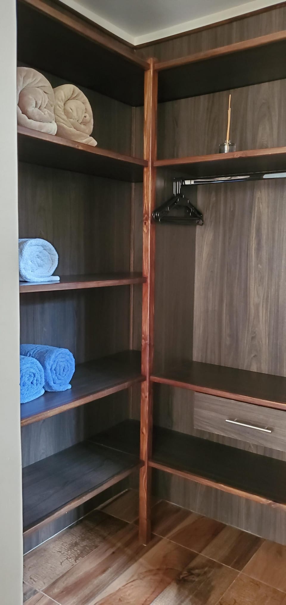 all rooms have cosets with bathroom and pool towels
