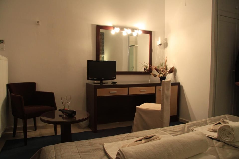 Minibar, desk, iron/ironing board, free WiFi