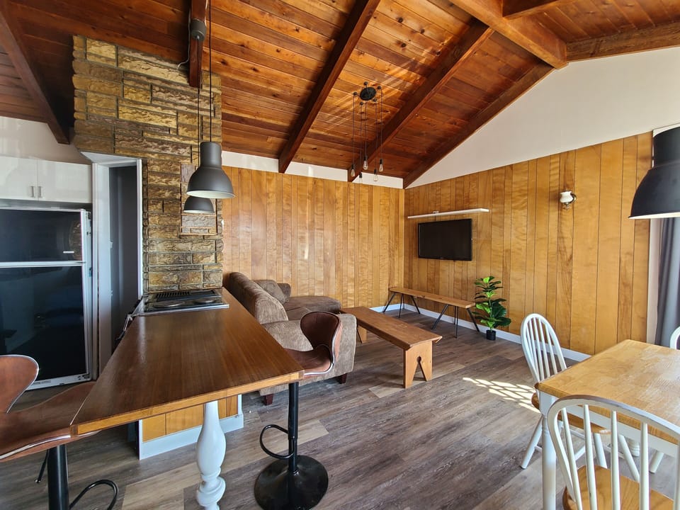 City Apartment | Living area