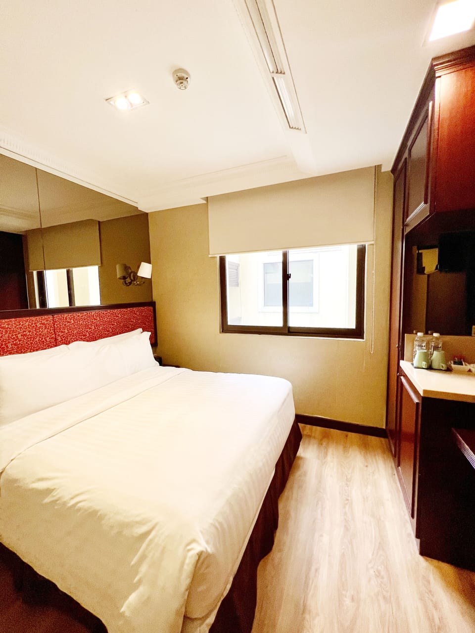 Superior Room (bed type is subject to availability) | In-room safe, WiFi (free), bed sheets