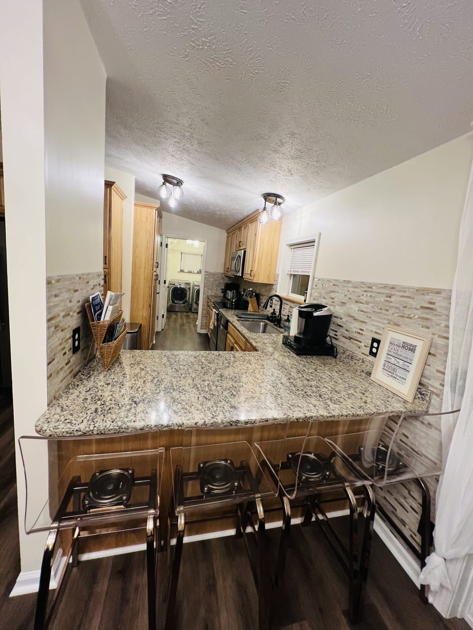 Kitchen/Laundry Room