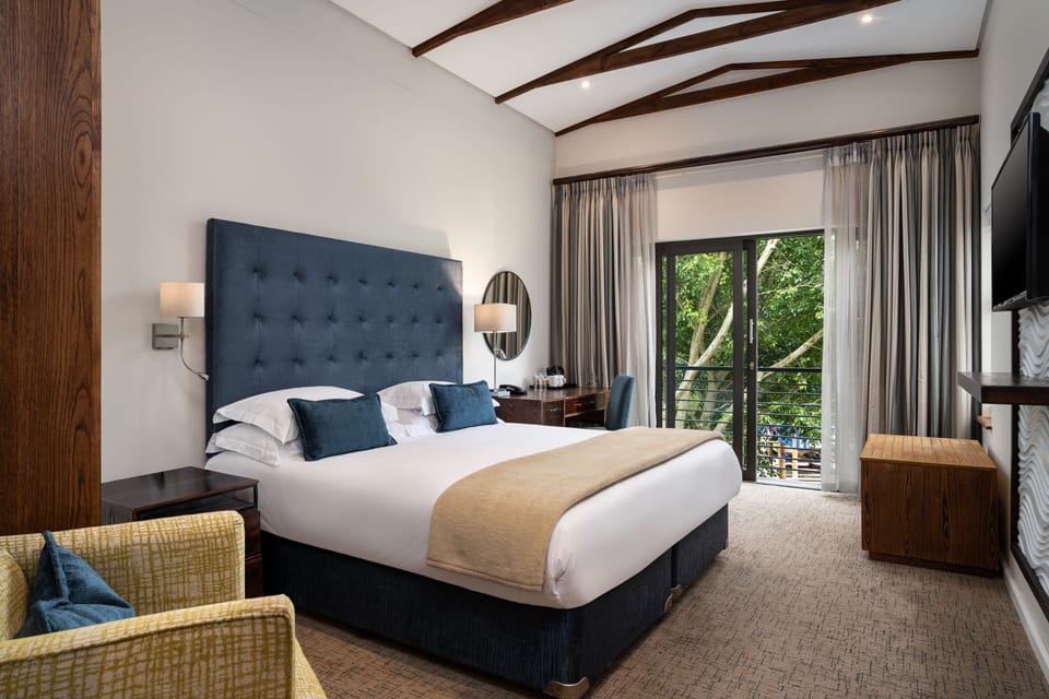 Executive Room, 2 Twin Beds, Forest View | Premium bedding, minibar, in-room safe, desk