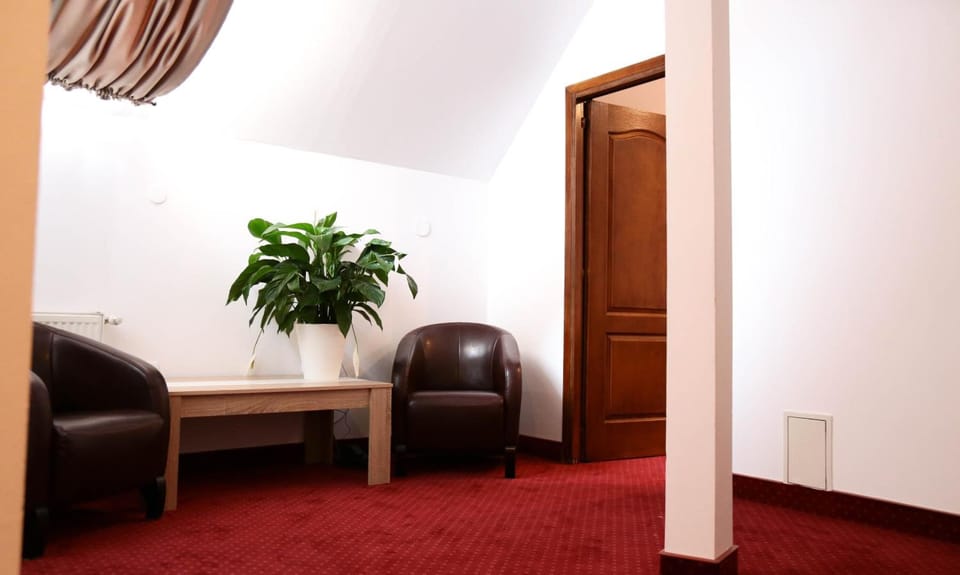 In-room safe, iron/ironing board, free cribs/infant beds, free WiFi
