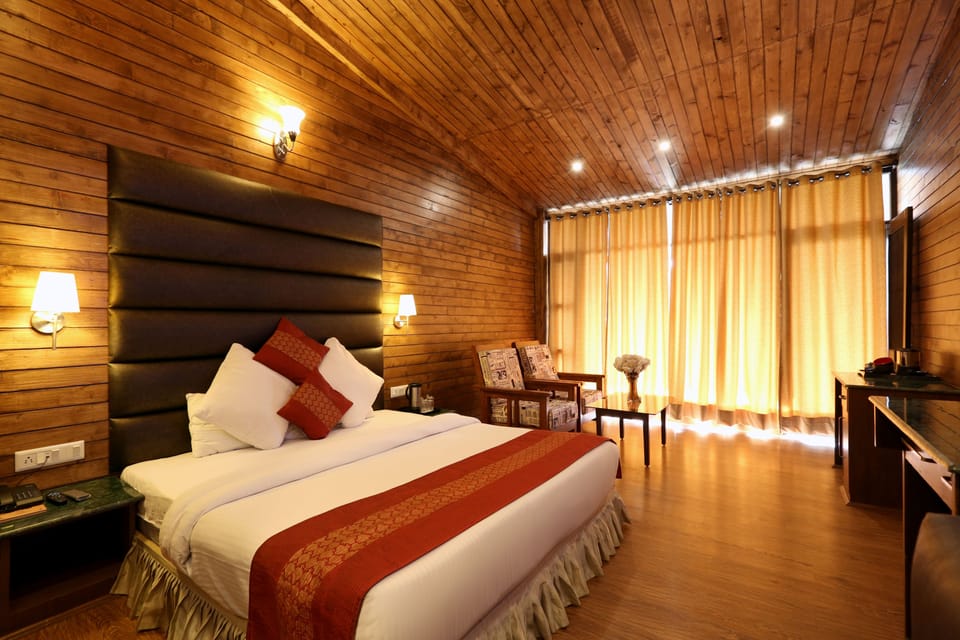 Premium Room Valley Facing | Iron/ironing board, free WiFi, bed sheets