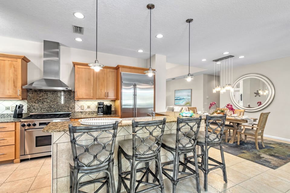Start your mornings here—casual bites, fresh coffee, and easy conversation at the heart of the home.