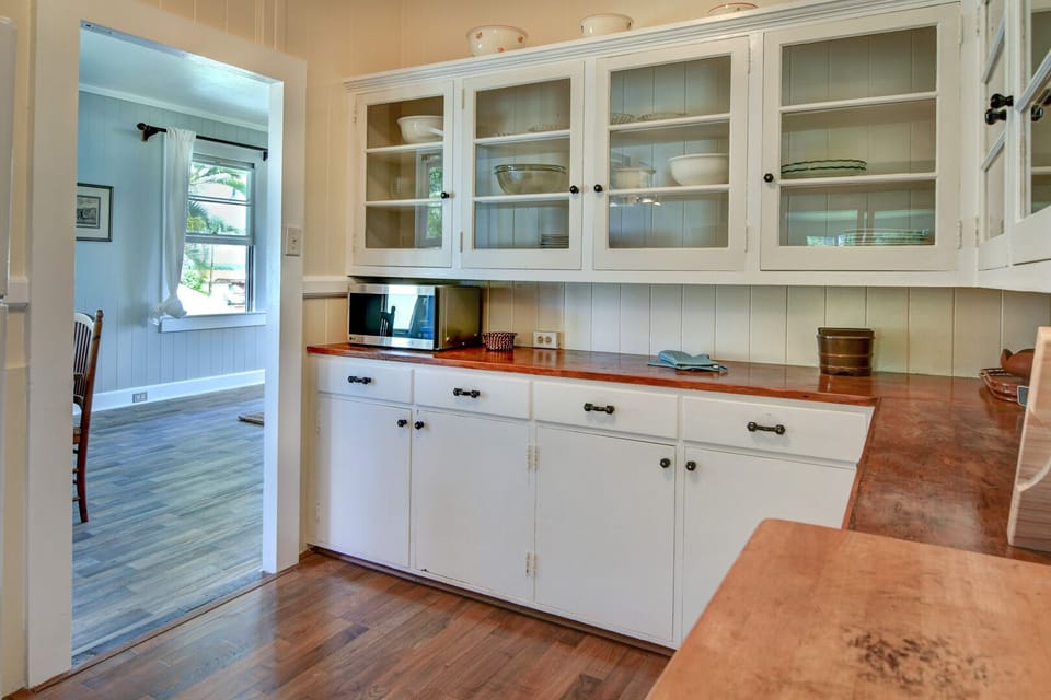 Butler Pantry