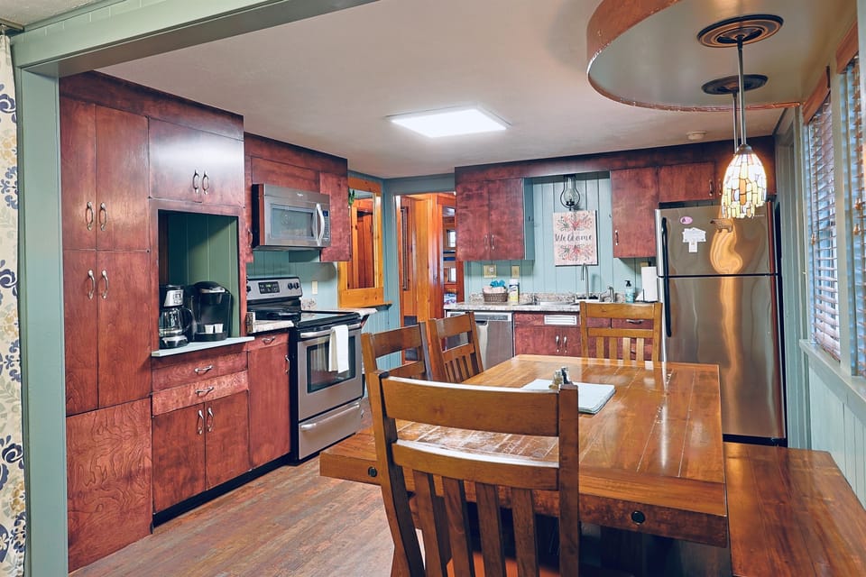 Kitchen with full size appliances