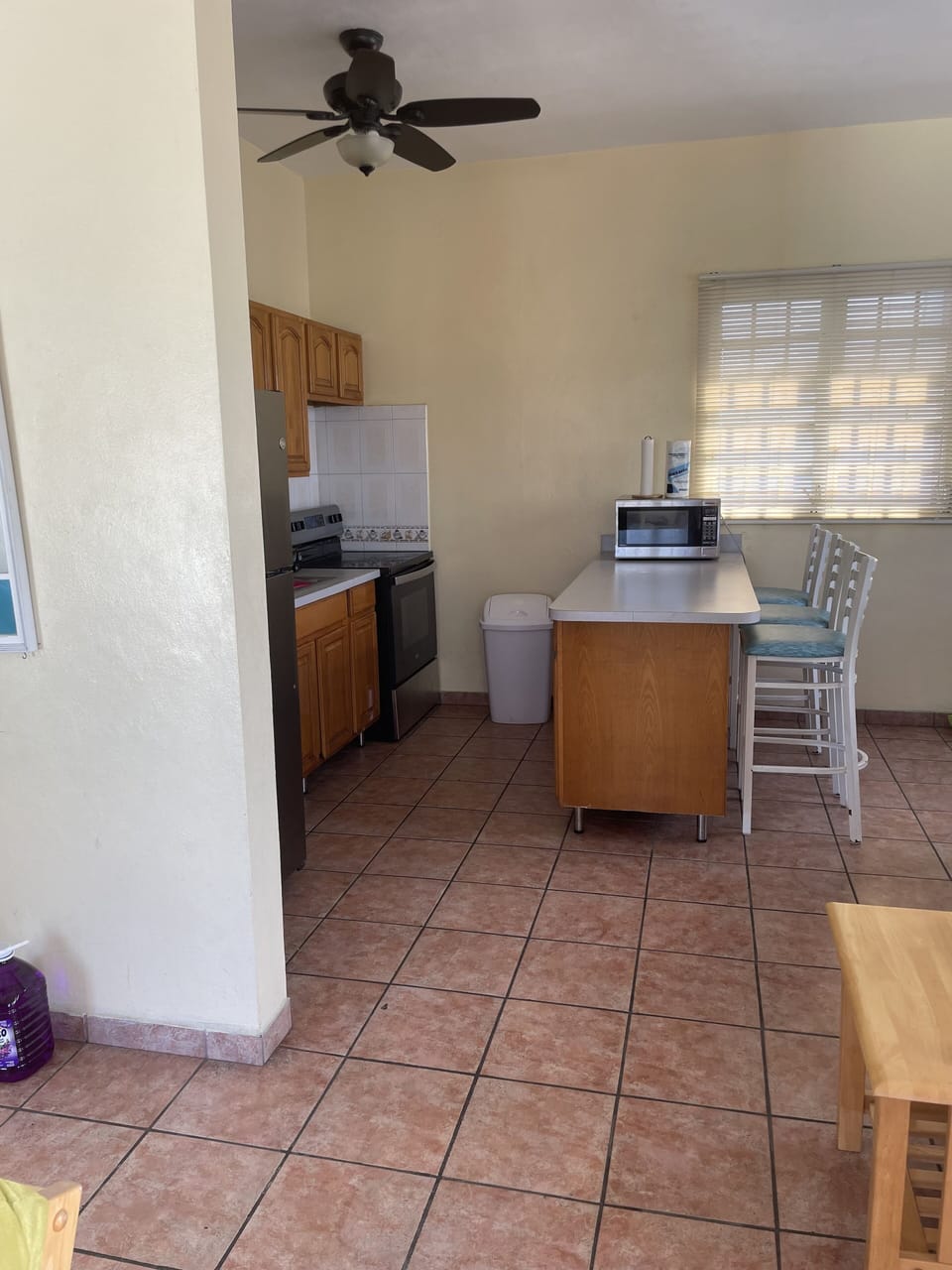 Kitchen - 3 stools 