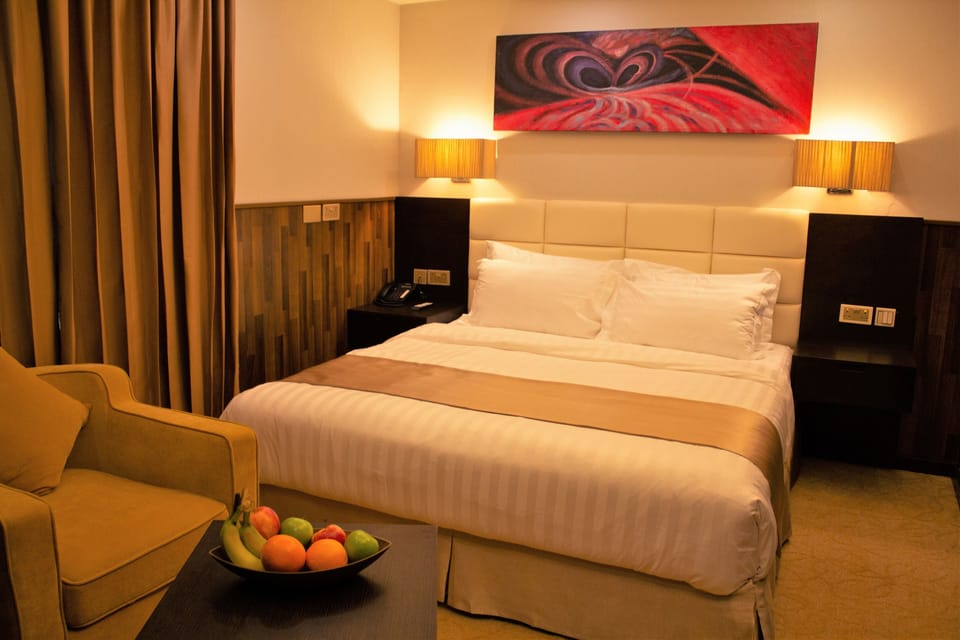 Minibar, in-room safe, desk, soundproofing