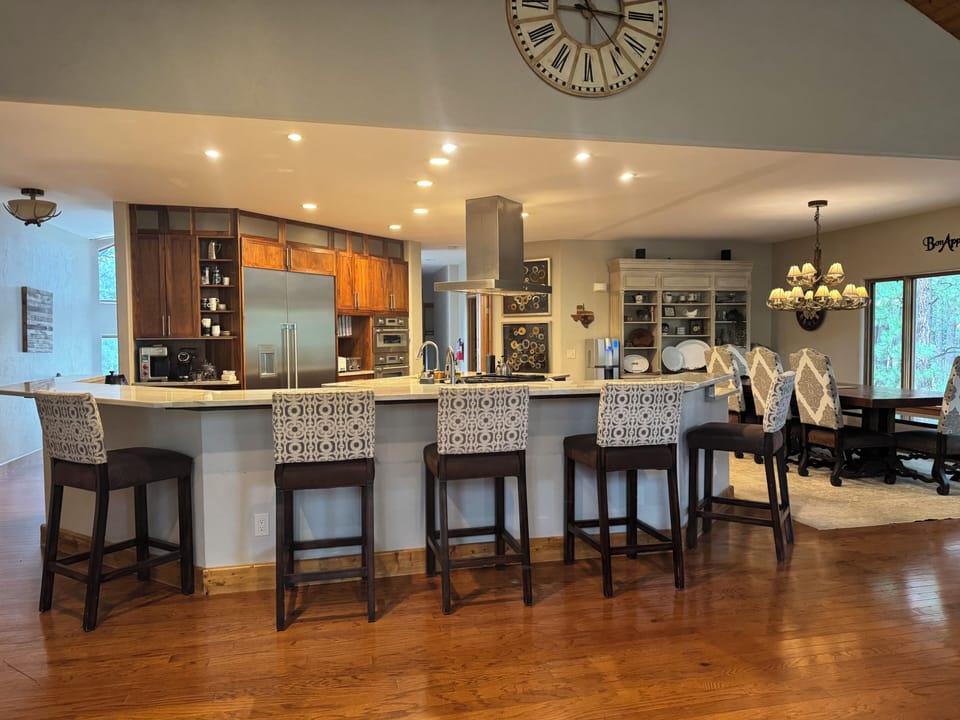 View of the kitchen 