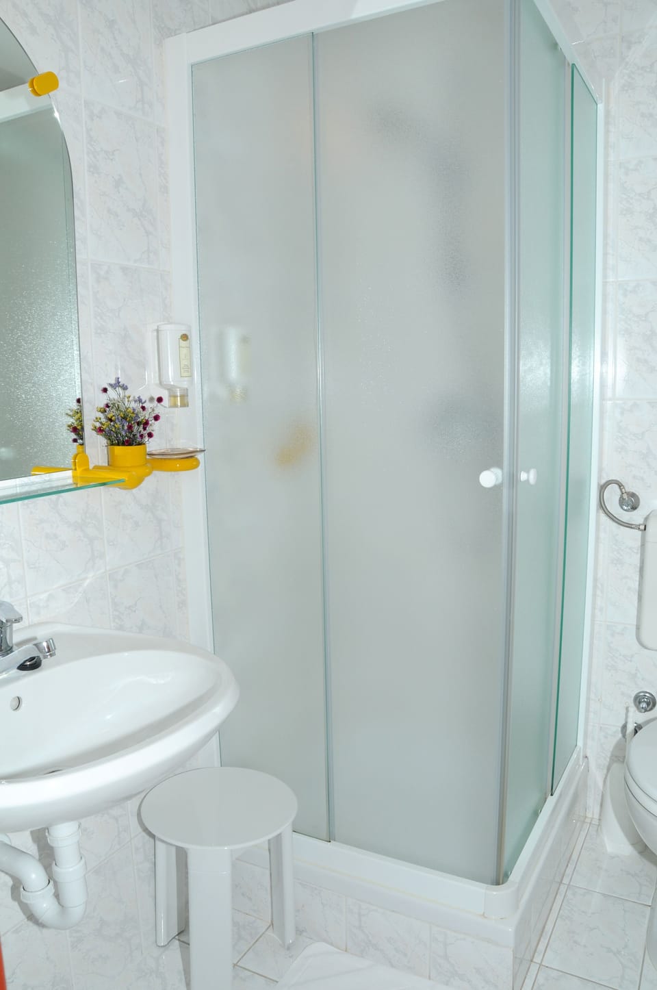 Hair dryer, towels