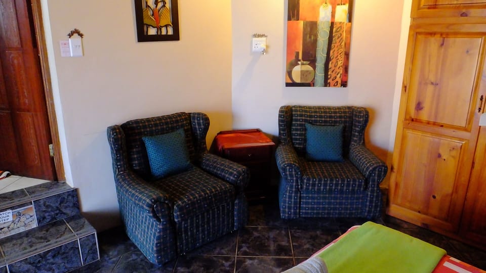 Family Room | Soundproofing, WiFi (free), bed sheets