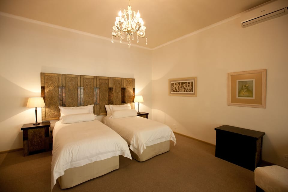 Double Room (Promotion) | Hypo-allergenic bedding, in-room safe, desk, iron/ironing board